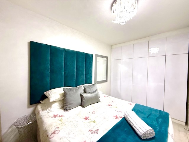 1 Bedroom Property for Sale in Waves Edge Western Cape